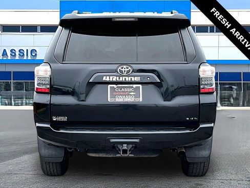 Used 2021 Toyota 4Runner SR5 RWD image 6