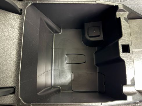 Used 2025 Ford Ranger XLT w/ Trailer Tow Package image 31