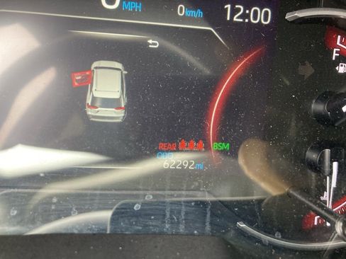 Used 2024 Toyota RAV4 XLE Premium image 18