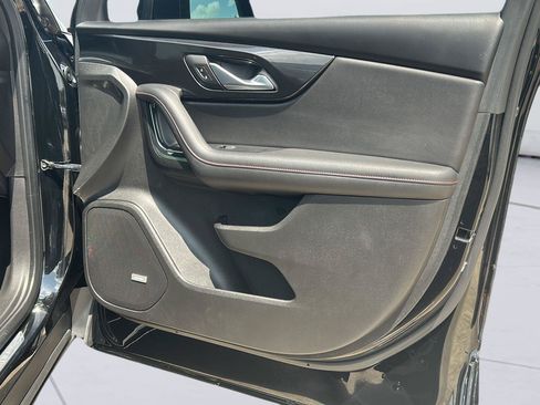 Used 2022 Chevrolet Blazer RS w/ Enhanced Convenience Package FWD image 25