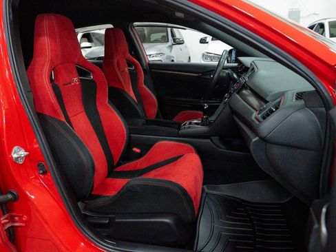 Used 2018 Honda Civic Type R image 38