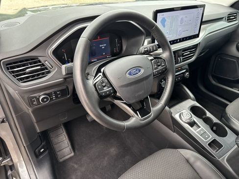 Used 2023 Ford Escape SE FWD image 13