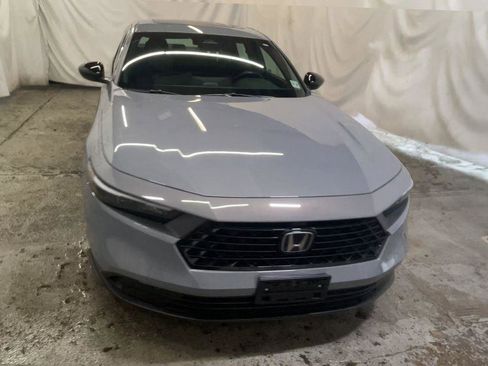 Used 2024 Honda Accord Sport image 3