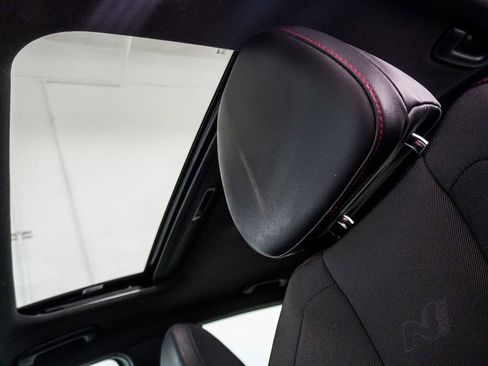 Used 2023 Hyundai Elantra N Line w/ Preferred Accessory Package image 8