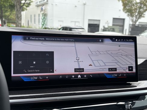 Used 2026 BMW X5 sDrive40i w/ Executive Package image 28