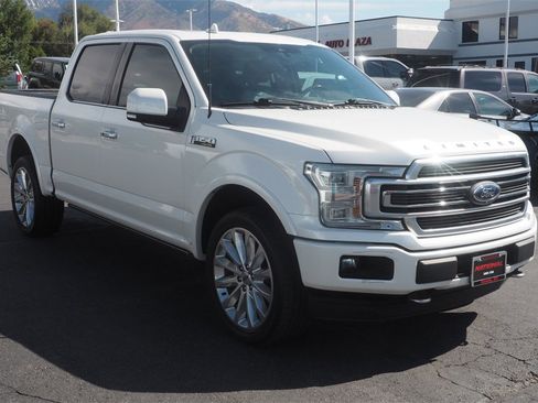 Used 2019 Ford F150 Limited w/ Trailer Tow Package image 3