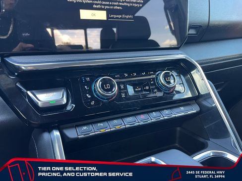 Used 2024 GMC Sierra 1500 Denali AWD/4WD image 30