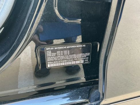 Used 2019 BMW 530i w/ Convenience Package RWD image 31
