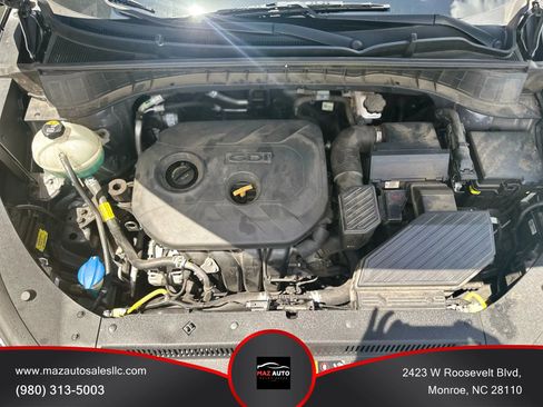 Used 2020 Hyundai Tucson SE image 15