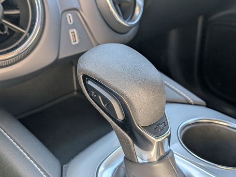Used 2025 Chevrolet Blazer LT AWD/4WD image 18