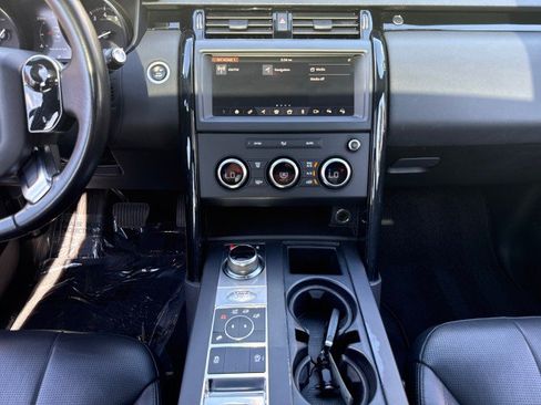 Used 2019 Land Rover Discovery SE AWD/4WD image 25