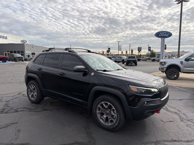 Used 2021 Jeep Cherokee Trailhawk AWD/4WD image 2