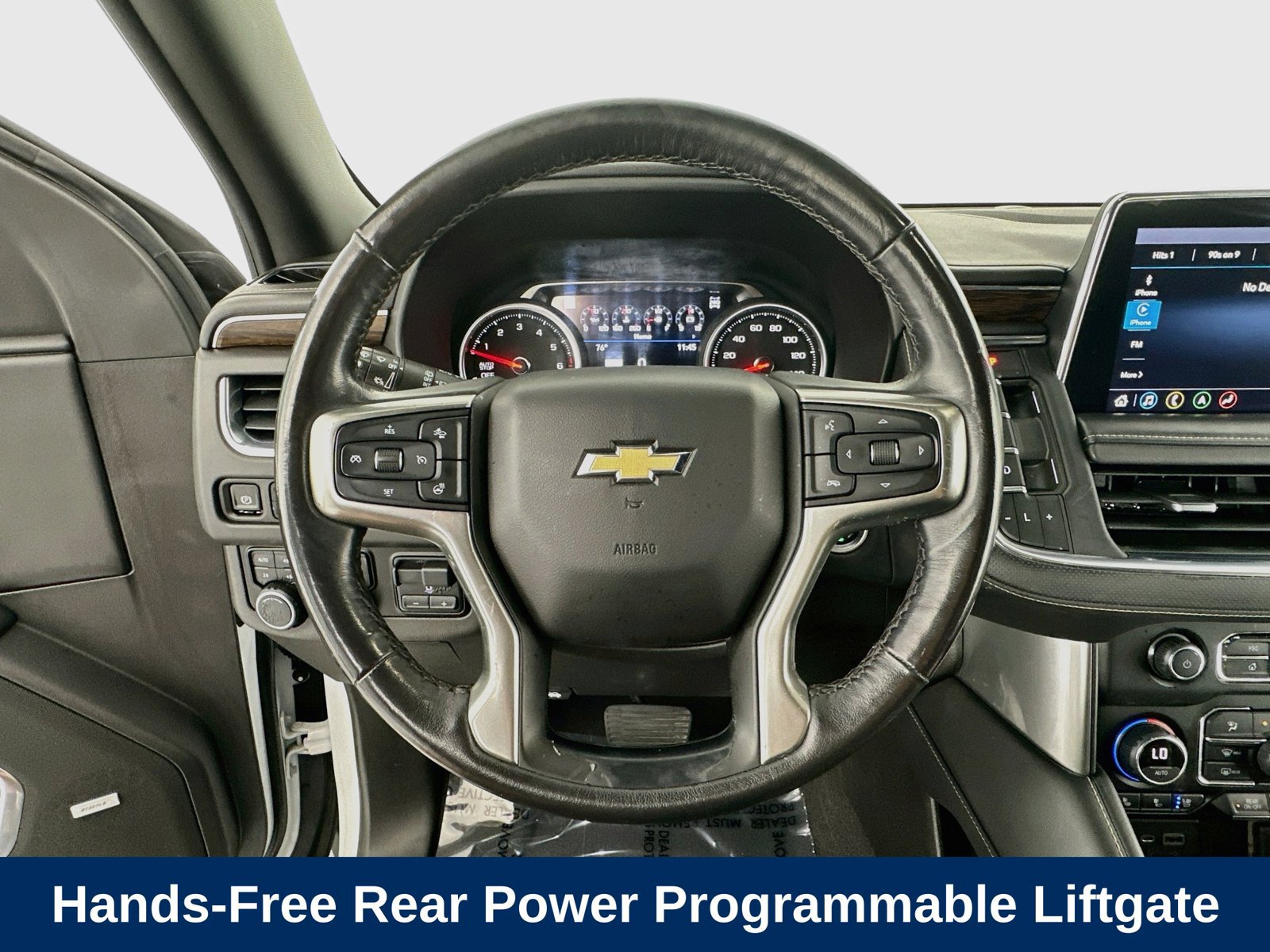 Used 2021 Chevrolet Suburban Premier w/ Premium Package AWD/4WD image 14