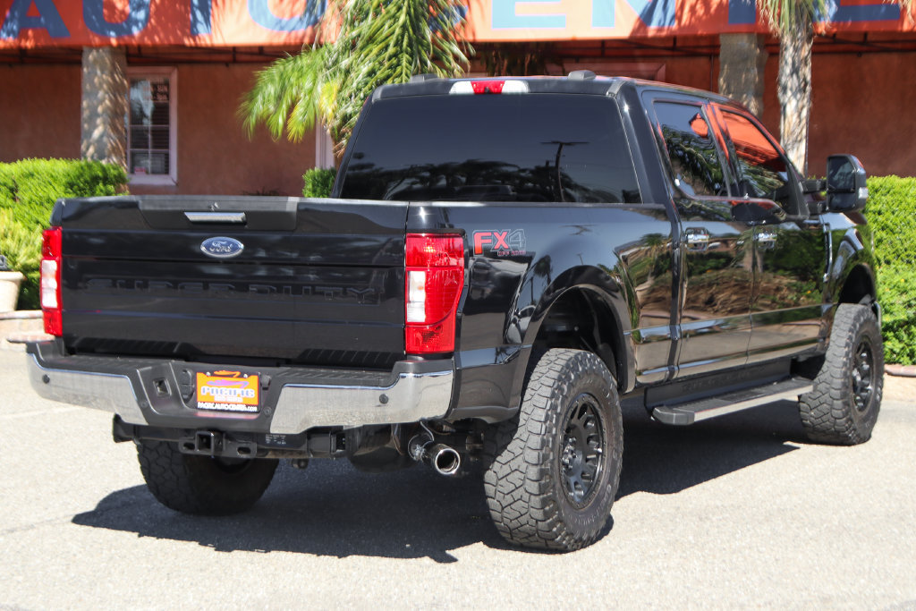Used 2021 Ford F250 XLT w/ XLT Premium Package AWD/4WD image 9
