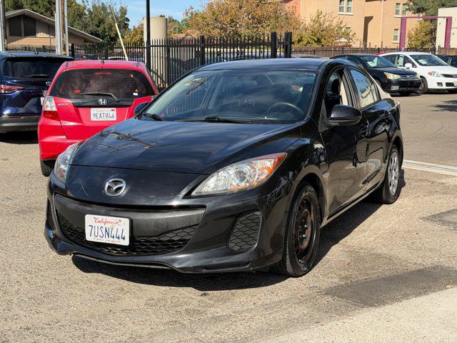 Used 2013 MAZDA MAZDA3 i SV FWD image 3