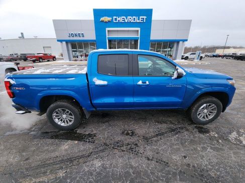 Used 2024 Chevrolet Colorado LT w/ LT Convenience Package II image 6