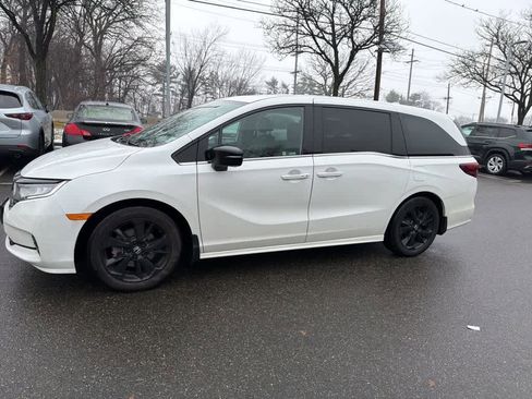 Used 2023 Honda Odyssey Sport image 6