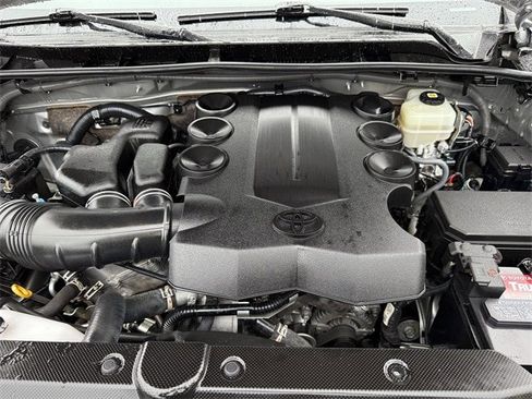 Used 2022 Toyota 4Runner Limited image 35
