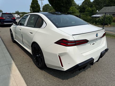 New 2026 BMW M5 w/ Executive Package image 6