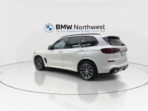 New 2026 BMW X5 xDrive40i w/ M Sport Package AWD/4WD image 12