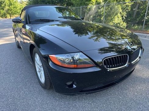 Used 2003 BMW Z4 2.5i RWD image 3