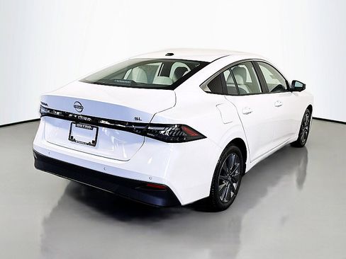 New 2026 Nissan Sentra SL w/ Floor Mat Package FWD image 7
