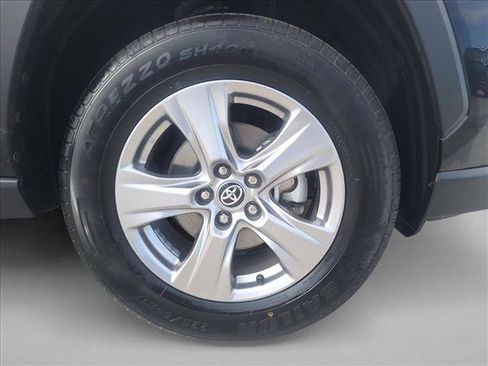 Used 2023 Toyota RAV4 XLE FWD image 21
