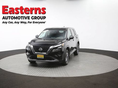 Used 2023 Nissan Rogue S AWD/4WD image 49