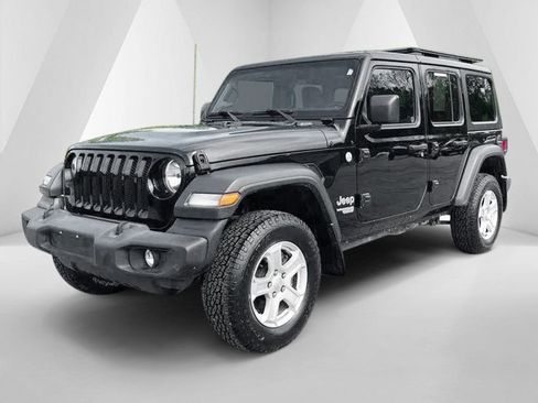 Used 2020 Jeep Wrangler Unlimited Sport w/ Technology Group AWD/4WD image 3