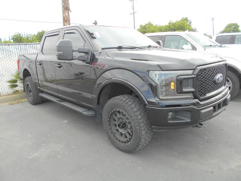 Used 2019 Ford F150 XLT w/ Equipment Group 302A Luxury image 3