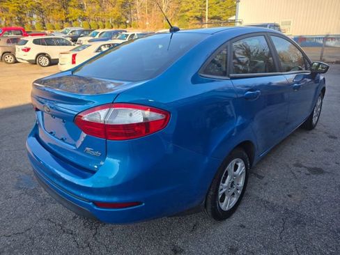 Used 2016 Ford Fiesta SE image 5