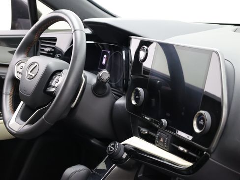 Used 2022 Lexus NX 250 FWD image 50