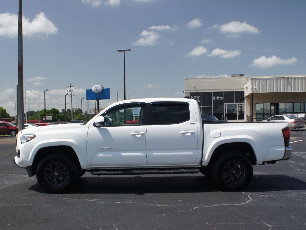 Used 2021 Toyota Tacoma SR5 RWD image 10