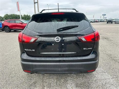 Used 2019 Nissan Rogue Sport SL image 4