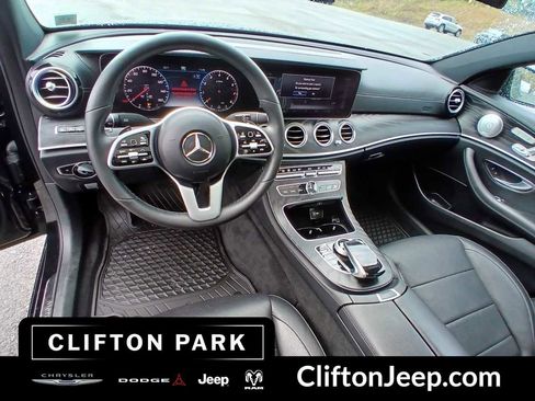 Used 2020 Mercedes-Benz E 350 4MATIC Sedan image 11