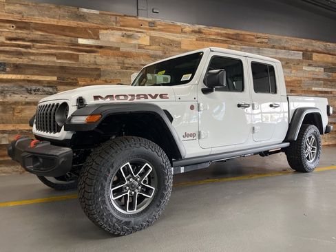New 2026 Jeep Gladiator Mojave image 19