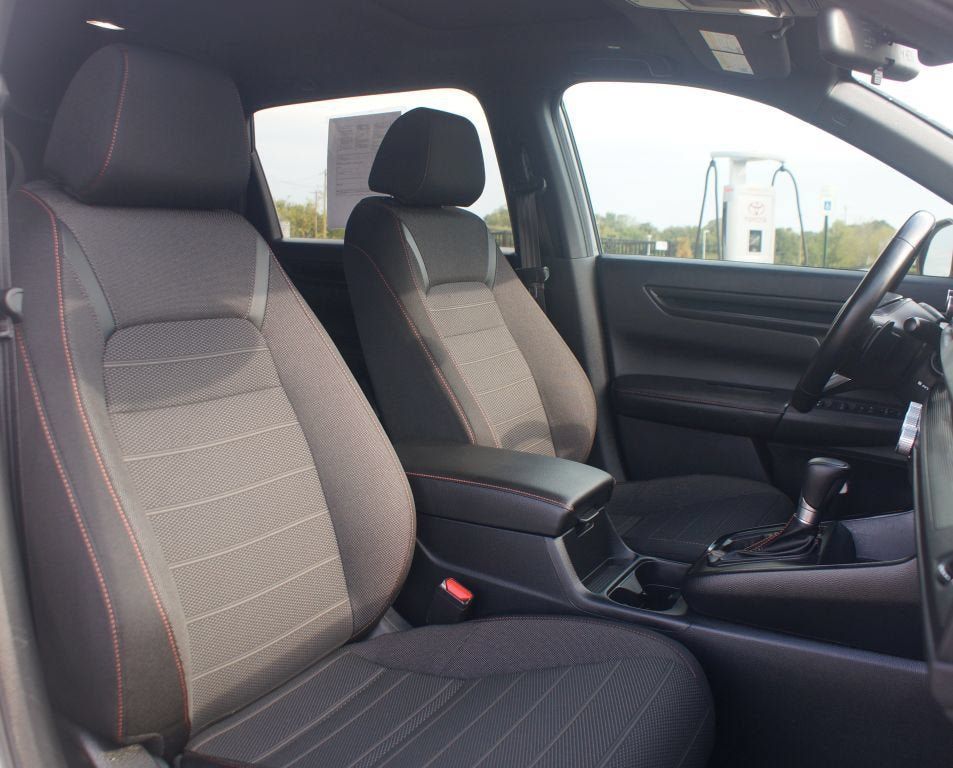 Used 2025 Honda CR-V Sport image 23