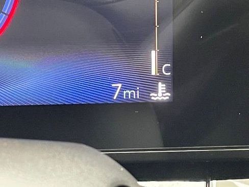 New 2026 Chevrolet Trax RS w/ Sunroof Package image 2