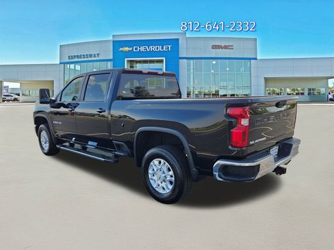 Used 2024 Chevrolet Silverado 2500 LT image 5