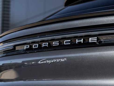 New 2026 Porsche Cayenne Coupe image 14