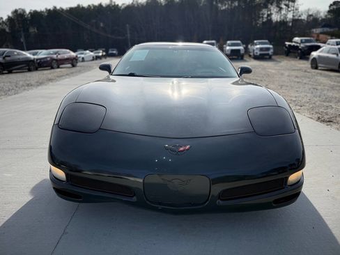 Used 2002 Chevrolet Corvette Z06 image 2