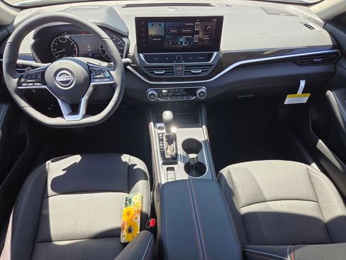 New 2026 Nissan Altima 2.5 SR FWD image 7