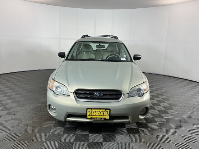 Used 2006 Subaru Outback 2.5i AWD/4WD image 2