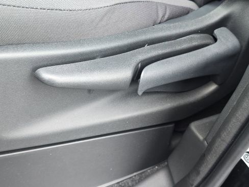 New 2026 Nissan Frontier S image 12