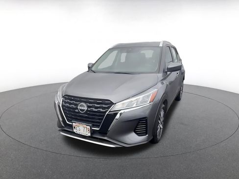 Used 2024 Nissan Kicks SV image 7