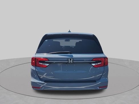 Used 2024 Honda Odyssey Elite image 8