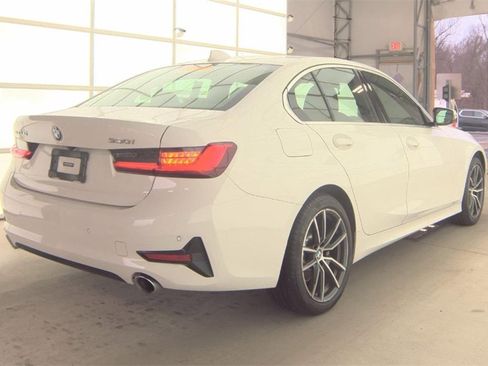 Used 2019 BMW 330i xDrive 330i xDrive w/ Convenience Package image 4