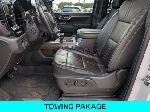Used 2023 Chevrolet Silverado 1500 High Country w/ Technology Package AWD/4WD image 13