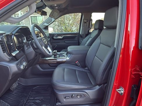 New 2026 GMC Sierra 1500 Elevation w/ Elevation Premium Package image 11