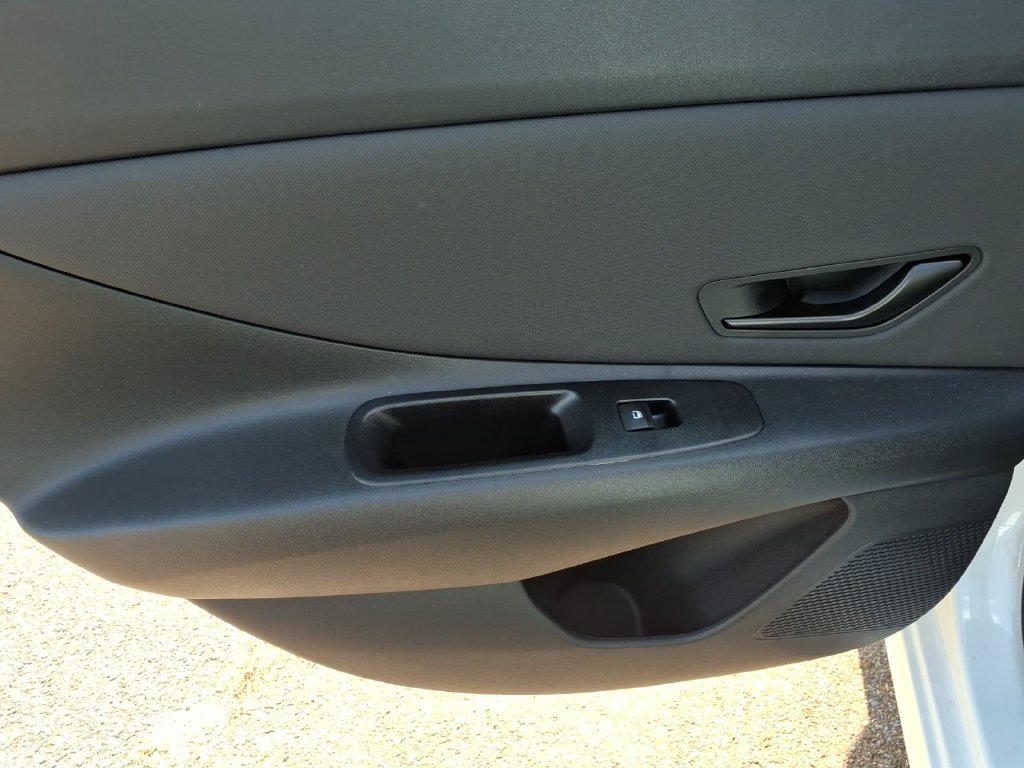 Used 2026 Hyundai Elantra SEL Sport Premium FWD image 11